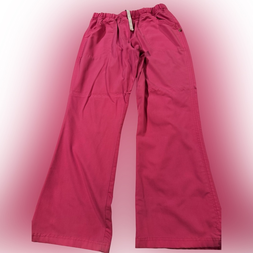 Urban ultimate Women's Pink Scub pants